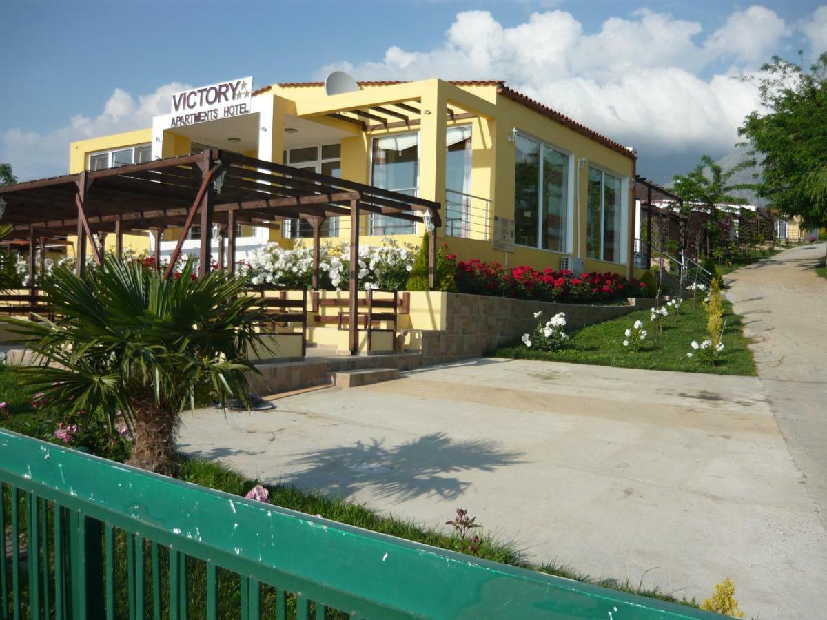 Victory Apartments Hotel ซาโมทราคี ภายนอก รูปภาพ